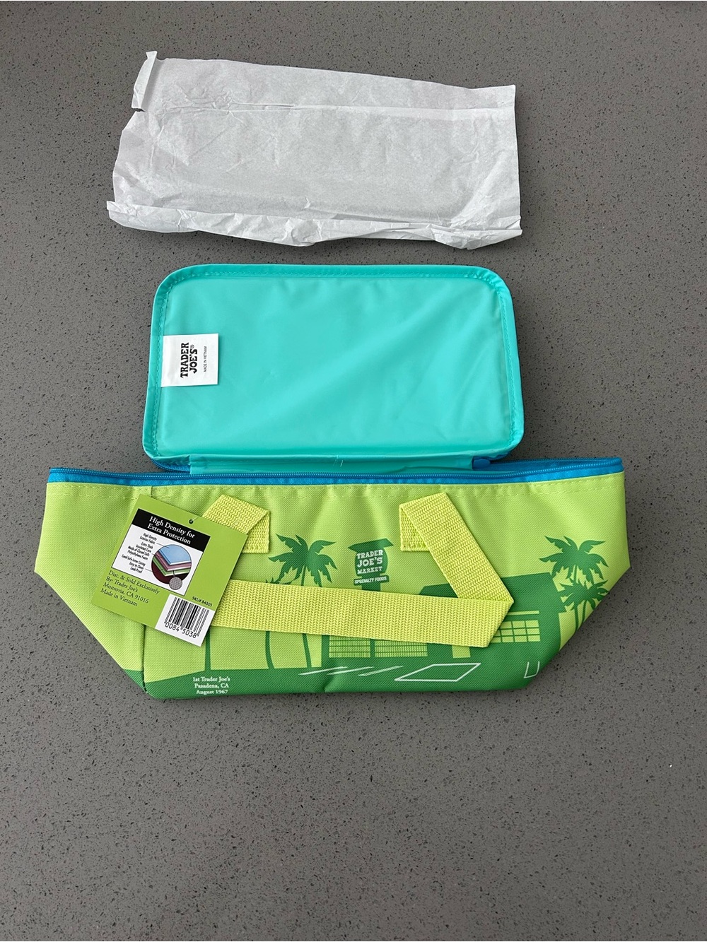 Trader Joe's Lime Green and Teal Coastal Lunch Tote Bag